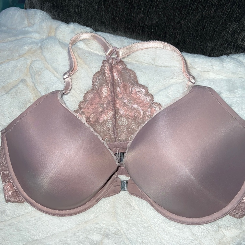 New Adore Me Bra 34D new